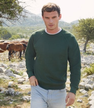 Fruit of the Loom Classic Raglan Sweatshirt
