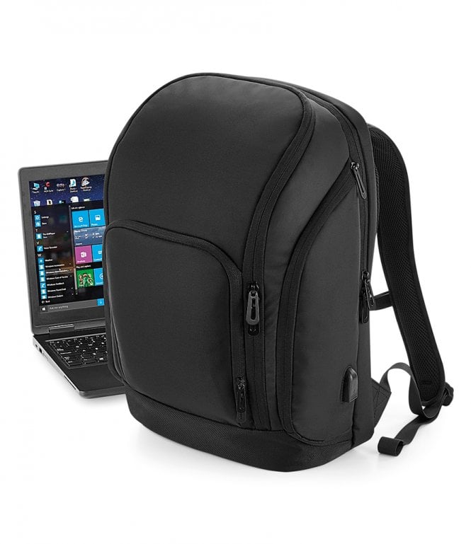 Quadra  Pro-Tech Charge Backpack